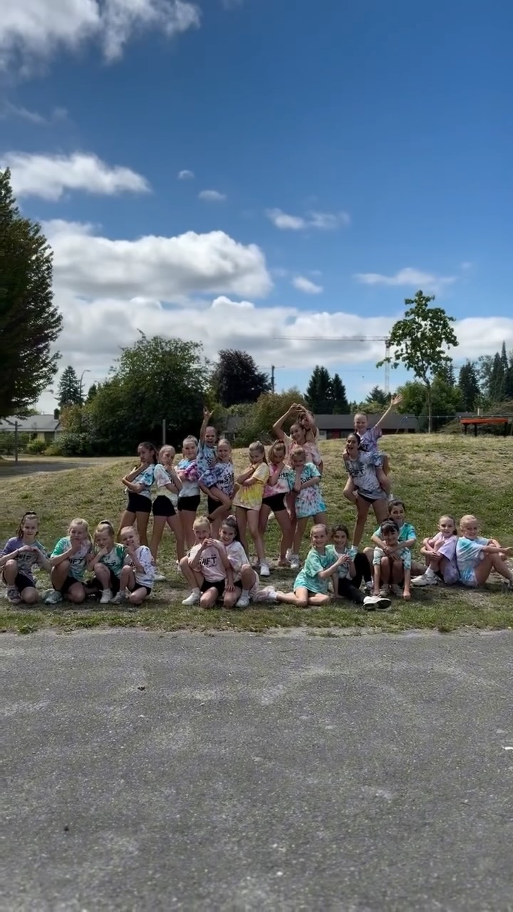 We had the most fun at our July Summer Camp! 

Check out what our Live to Dance dancers were up to this week! 🤩

We can’t wait to see you all again in August! Only a few spots remaining for our August 10-14 camp! Register with the office to reserve your spot!! ☀️

#summer #shiftdance #northvancouver #dance